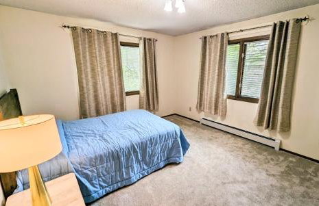 Spacious Downtown 2-bdrm Apartment - Photo 53