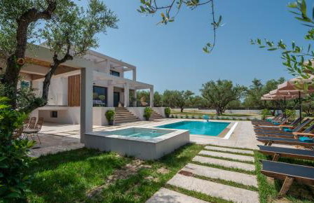 Delight Luxury Villa - Contemporary Elegance & Tranquility, by ZanteWize - Foto 140