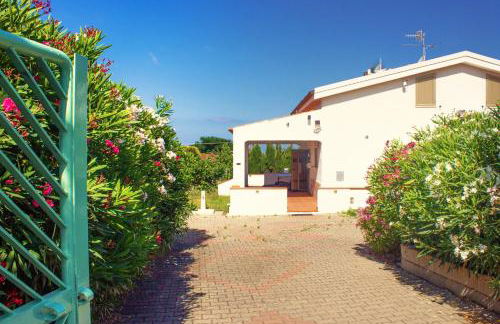 Sardinia SeaBreeze Villa IUN R2178 - Photo 2