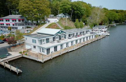 Couples Waterfront Getaway Near Beach And Trails - Foto 15