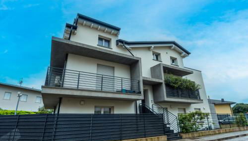 PENTHOUSE ISEO LAKE VIEW - Free Wi-Fi and Private Parking Included - Foto 2