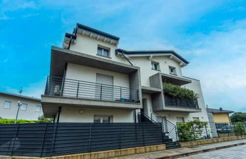 PENTHOUSE ISEO LAKE VIEW - Free Wi-Fi and Private Parking Included - Foto 16