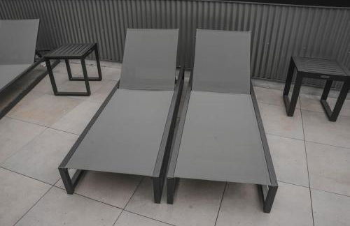 River North Private Balcony With In and Out Parking - Foto 37