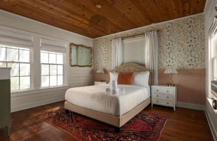 Southern Charm off The Square Sleeps 10 Firepit - Foto 5