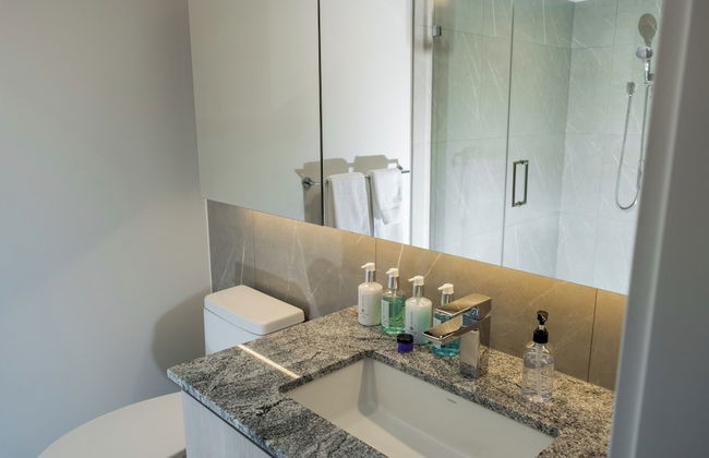 Silverstone Downtown Long-Term stay - Photo 42