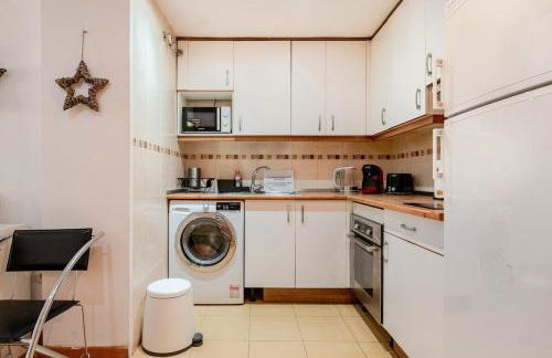 Apartamento turístico mad-aeropuerto ifema - Photo 9