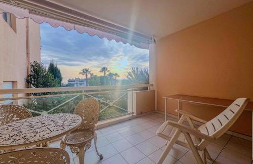 Terrasse Vue Mer - A quelques minutes de Cannes - Foto 3