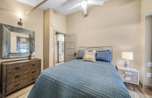 Luxury Apartment in Historic Carriage House - Foto 20