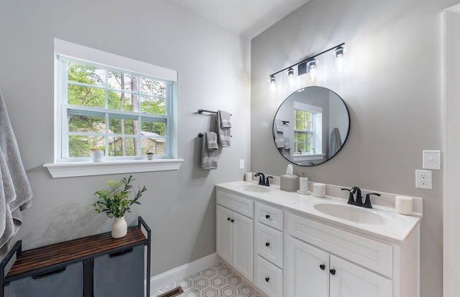 Luxuriously Lakeside by Avantstay Lakefront Retreat w Game Room - Foto 38