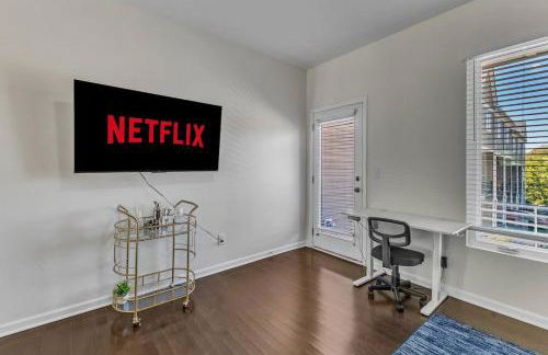 3BR Townhouse King Bed Garage Near NC State - Foto 10