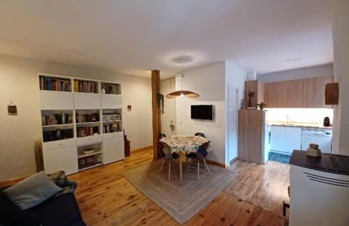 FANTASTICO - 75m - REFORMADO- VISTAS A LA MONTAÑA - Wifi - Acceso Trastero junto a Parking - Foto 30