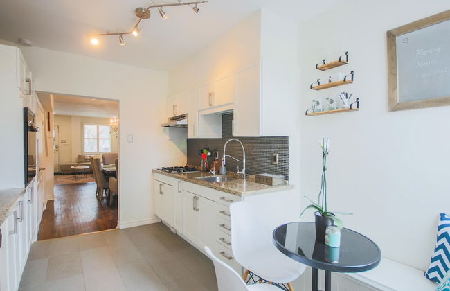 Leslieville Cozy & Bright Apt in Trendy Beaches - Foto 13