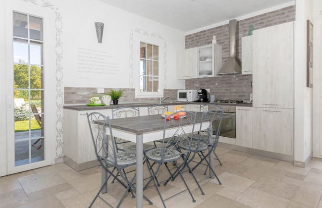 JOIVY MAS Avilo Villa Bobbio - Foto 8