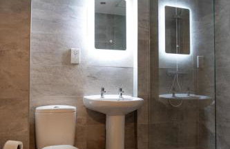 Cardiff Bay Retreat 2 Bed Apartment Free Parking - Foto 22