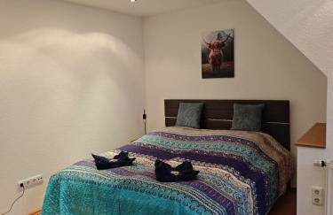 Ferienhaus Wintergarten für 8 Gäste und 2 Hunde in der Eifel mit toller Aussicht, Kamin und Garten - Foto 5