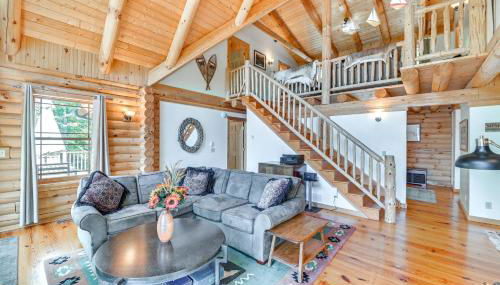 Lakefront Corinth Log Home Private Dock, Fire Pit - Foto 3