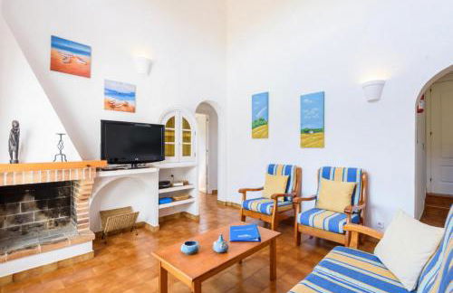 Eulalia Dos - Foto 8