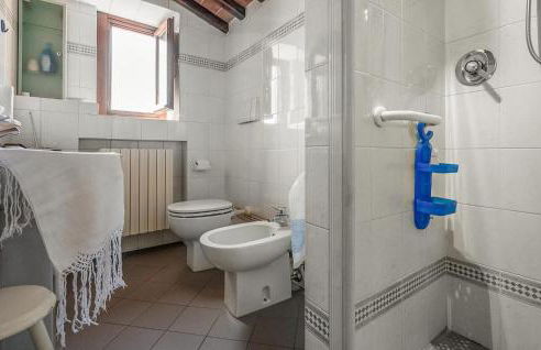 Lovely Apartment In Massa E Cozzile - Foto 33