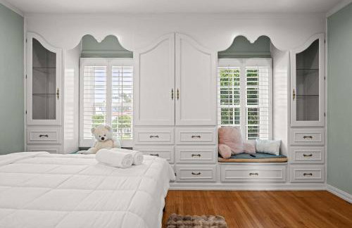 Spacious 5BR LA Villa with Pool Spa & Game Room - Foto 43