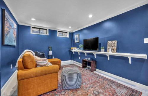 Swim and Relax In our Pool and Hot Tub and Recently Renovated - Foto 60