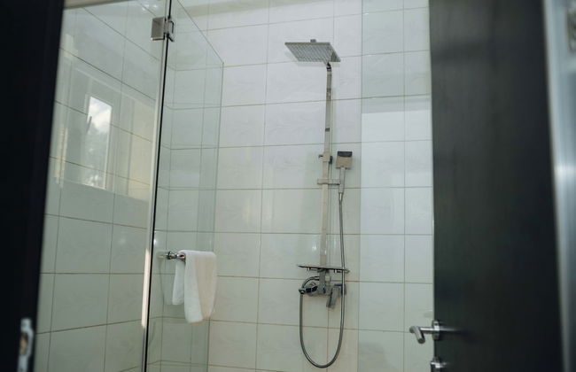 Aaron's Place Luxury Apartments & Rooms - Photo 54