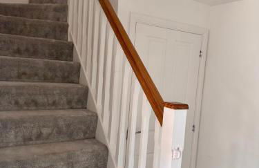 The Grand 4-Bed Ebbsfleet Home - Big Garden & Parking Space, Near Bluewater - Foto 48