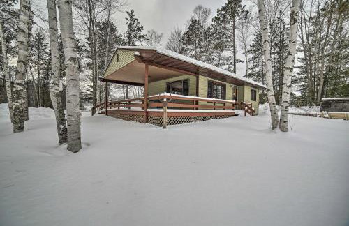 Lakefront Cabin with Private Dock and Beach! - Foto 32