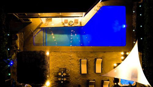 Waterfront Villa with Beach, Pool, Cinema, Game Room and Tiki - Foto 2, Garden