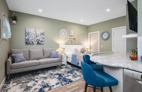 Primrose Studio 1BR Studio near Downtown Beaches Wineries - Photo 2