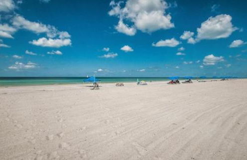 IT'S A SHORE THING - stay, relax, & enjoy! - Foto 52