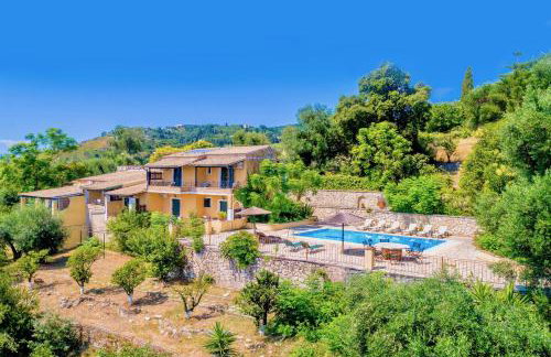 Villa Varvara Kerasia with private pool by DadoVillas - Foto 2