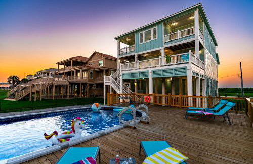 Luxury Beachfront l Sleeps 20, Hot Tub, Pool & Game Room Fun! - Foto 1
