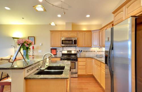 Waterfront Oregon Abode with Balcony and Ocean Views! - Foto 15