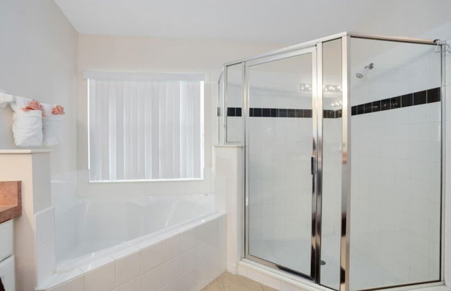 Beautiful 4 Bedroom 3 Bathroom Pool spa Villa - Foto 10