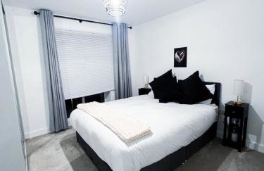 Rochester Gem, Balcony, FREE Parking and 2 mins walk to Station - Foto 16