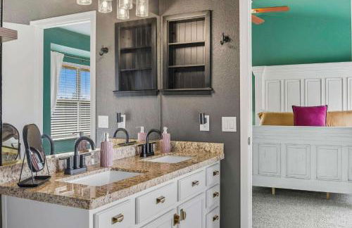 Heated Pool, Hot Tub, Games & more! - Photo 24