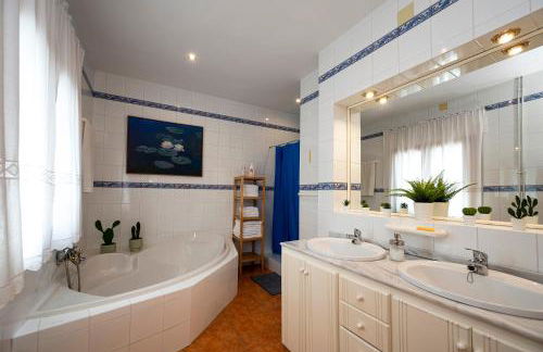 Casa Sagrario - Foto 2