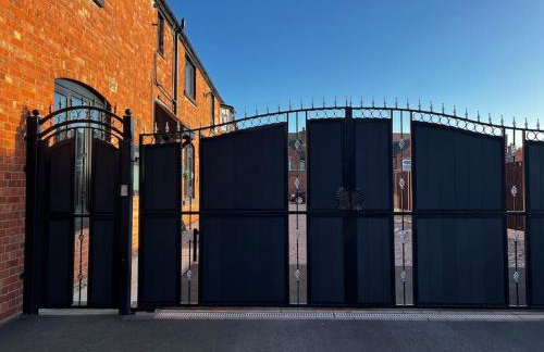 No1 Lux Apartment Nuneaton with Gated, Private Parking - Foto 17