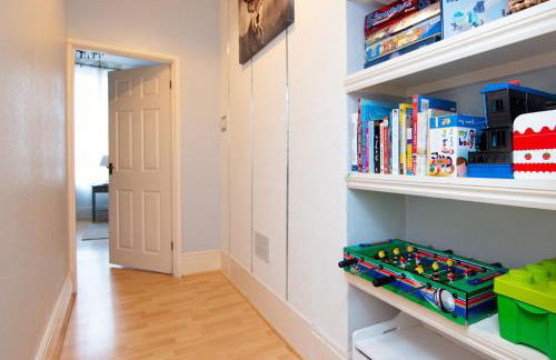 Ann Apartments opposite the Pier with sea view - Photo 24