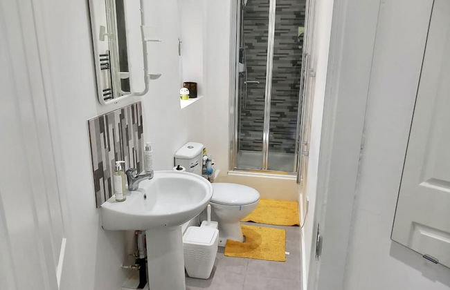 Cosy 1-bed Studio in Northolt - Foto 10