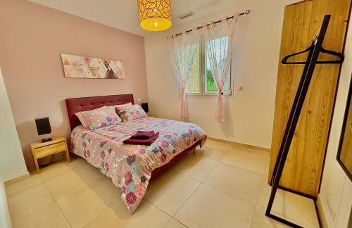 Villa 120m2 accès PMR piscine chauffée et jacuzzi - Foto 10