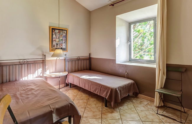 Charming Cottage in Oppede Amidst Vineyards - Foto 10