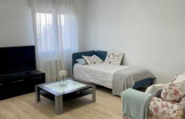 1 linea de playa puerto deportivo Vistas al mar recién reformado - Photo 14