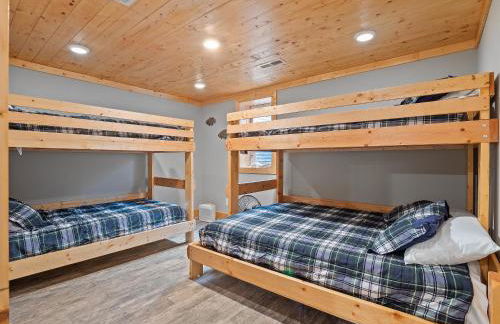 Flat Rock Cabin - Amazing Main Channel Views! - Foto 20