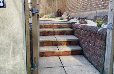 The Apartment, 24 West End Terrace, Winchester - Photo 17