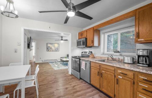 Bloomfield, Pittsburgh Large and Accessible 3 Bedroom Apr with Free Parking - Foto 6