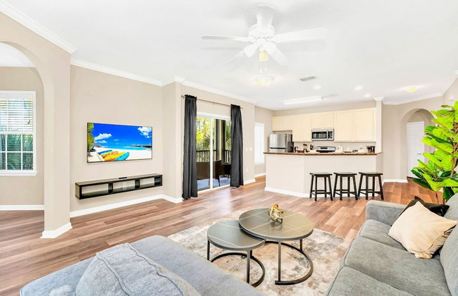 Upstay - Modern Family Apartment w Pool Hot Tub - Foto 1