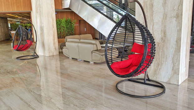 Coin salon dans le hall