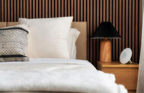 Sunflower House - Luxe Retreat with Sauna & Hot Tub - Foto 22