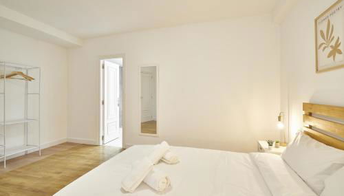 Alojamiento Abajo10 Centro - Foto 4, towels, wardrobe